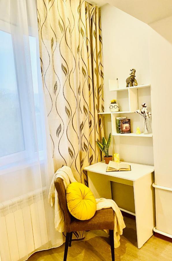 Like Home Apartments Timiryazev Street Алма Ата Екстериор снимка