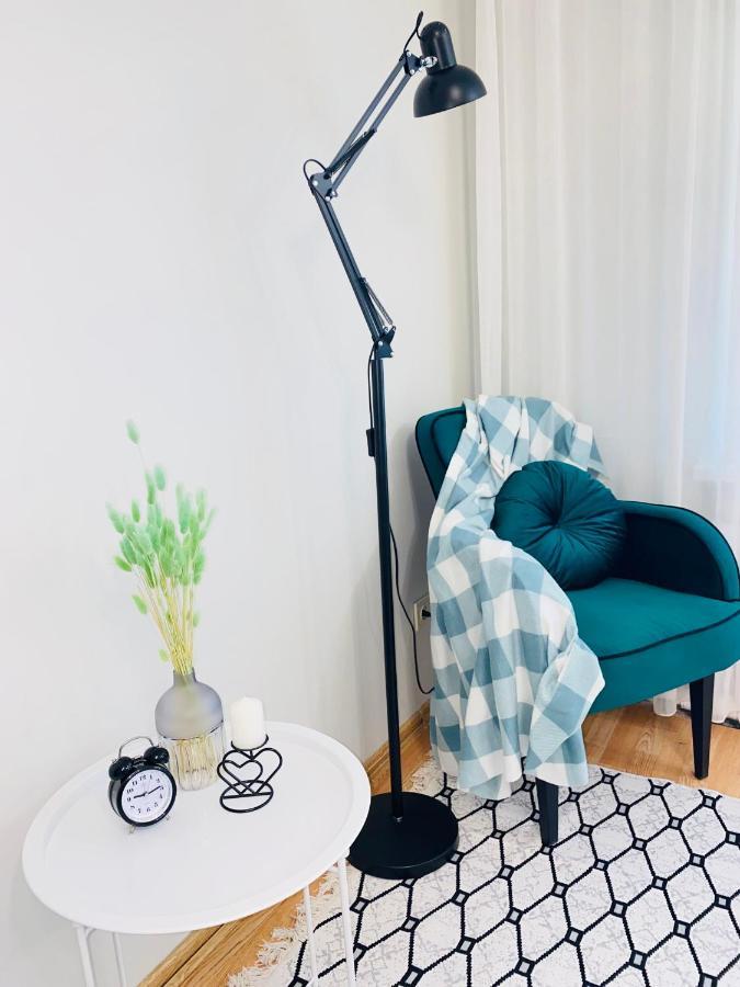 Like Home Apartments Timiryazev Street Алма Ата Екстериор снимка